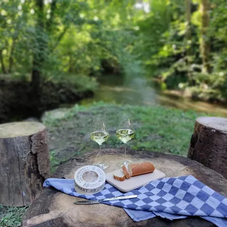 فندق مبيت وإفطار Sfeervolle Le Moulin De La Place Hargicourt