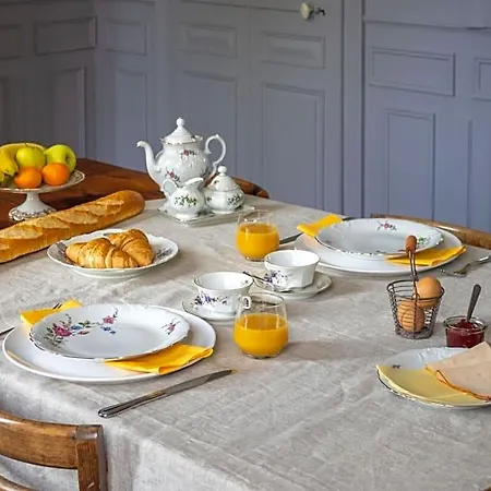 Bed & Breakfast Sfeervolle Le Moulin De La Place Hargicourt